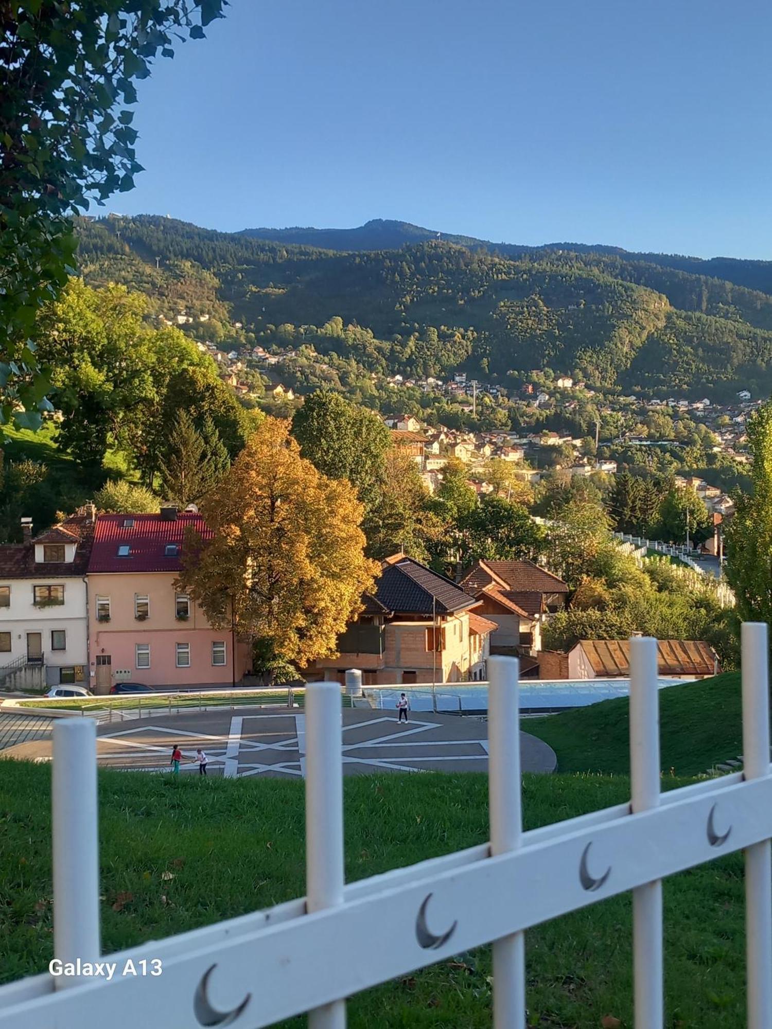 Budget Rooms Vratnik - Amazing Views Сараево Экстерьер фото